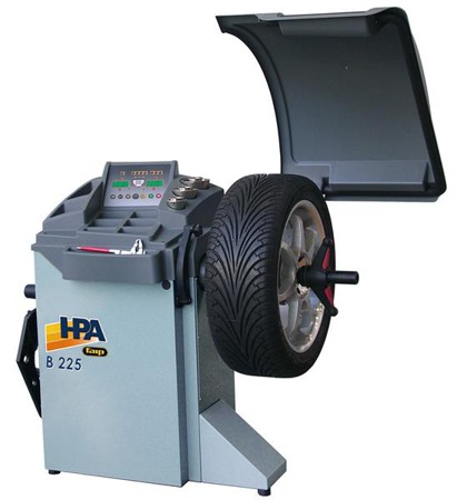 B 225 A - Microprocessor Lcd Balancer, Automatic Start, Automatic Measurments, Wheel Guard Included. 40Mm Ø