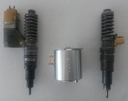 Adapter do EUI/UI: VOLVO/JOHN DEERE VOLVO/JOHN DEERE
VOLVO E1;VOLVO E3(wymaga również 007935100220 lub 007935100550)